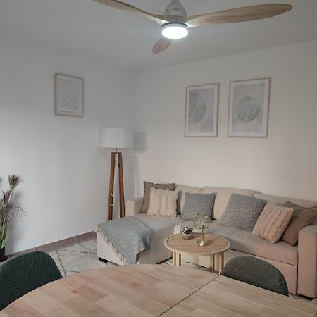 Feel Welcome Barcelona Apartment Cornellà de Llobregat Екстериор снимка